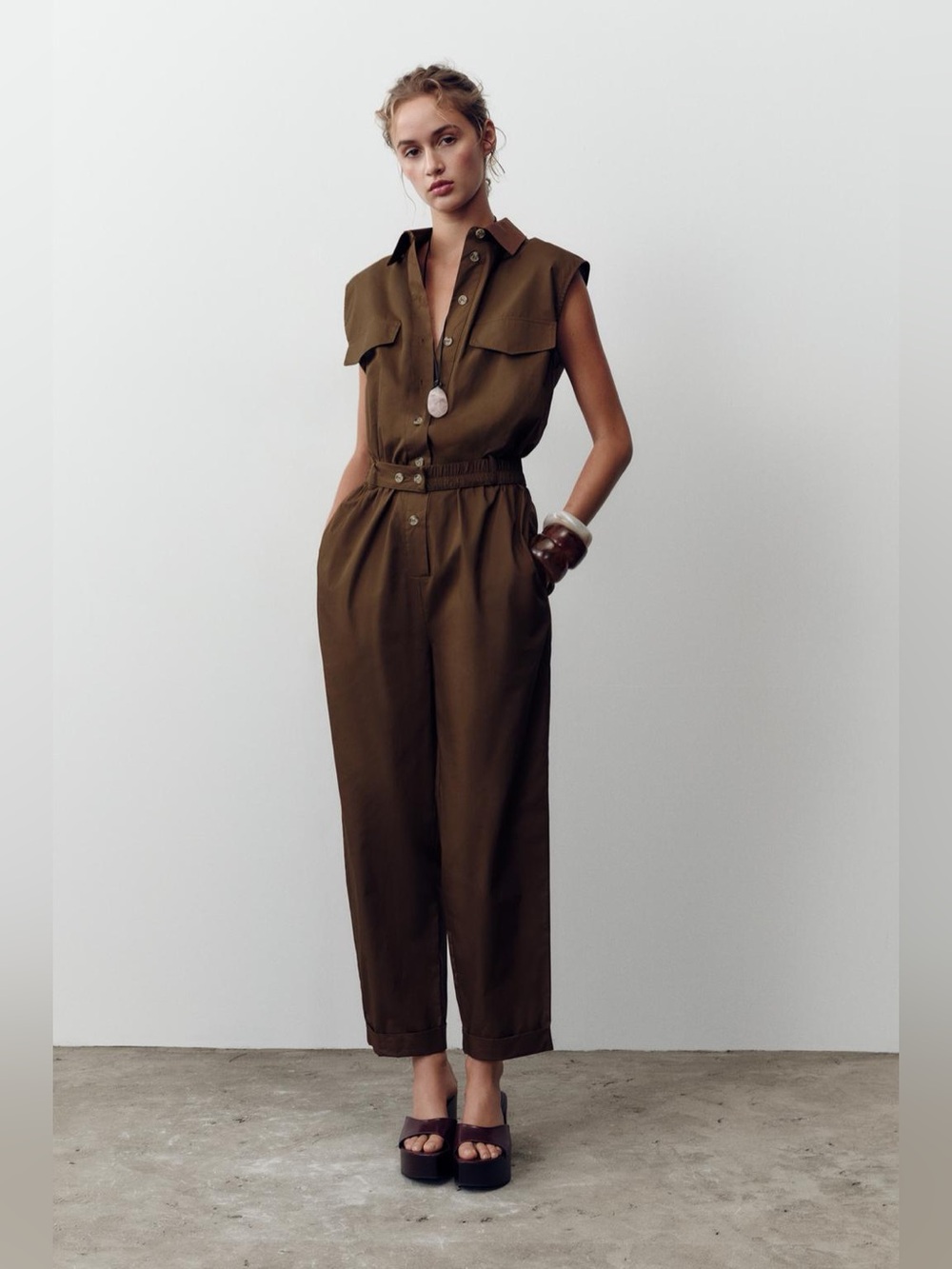 NWT Zara Woman LONG POPLIN JUMPSUIT
DARK BROWN Size S Small